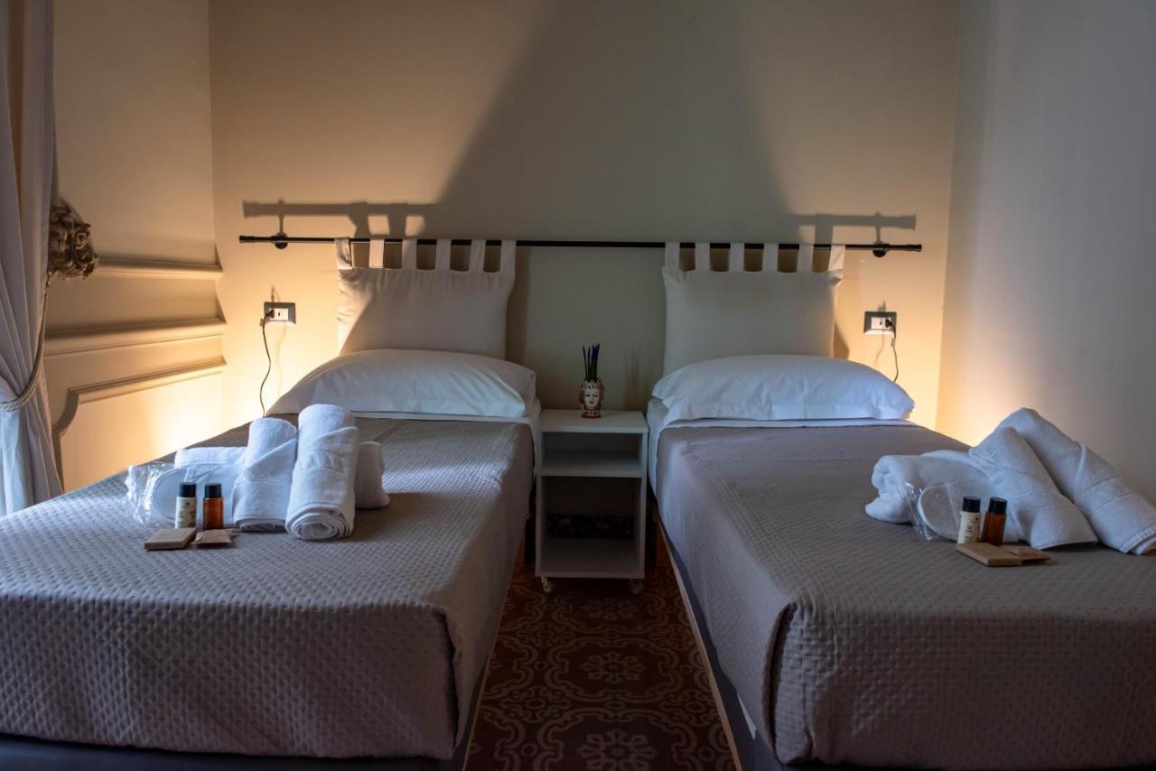 Epoque Bed And Breakfast Messina Exterior photo